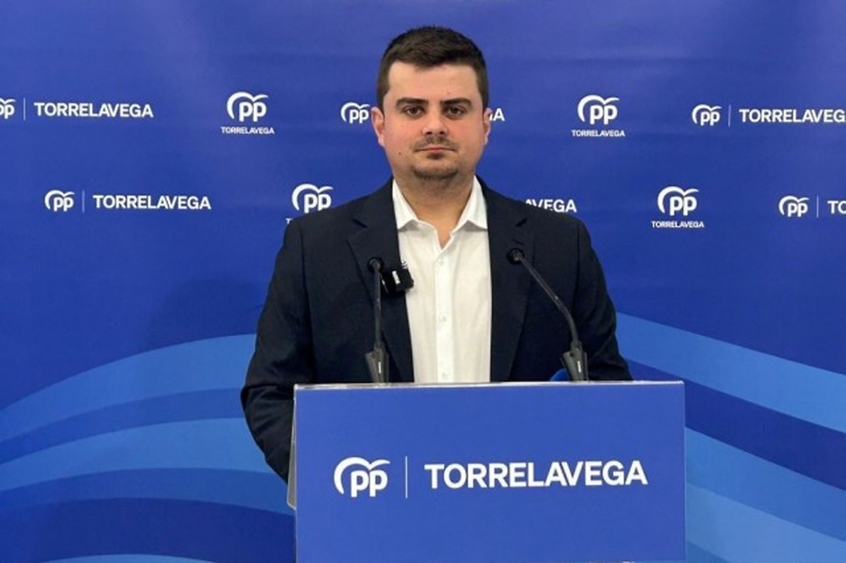 El PP de Torrelavega critica al PSOE por ignorar el trabajo en educación