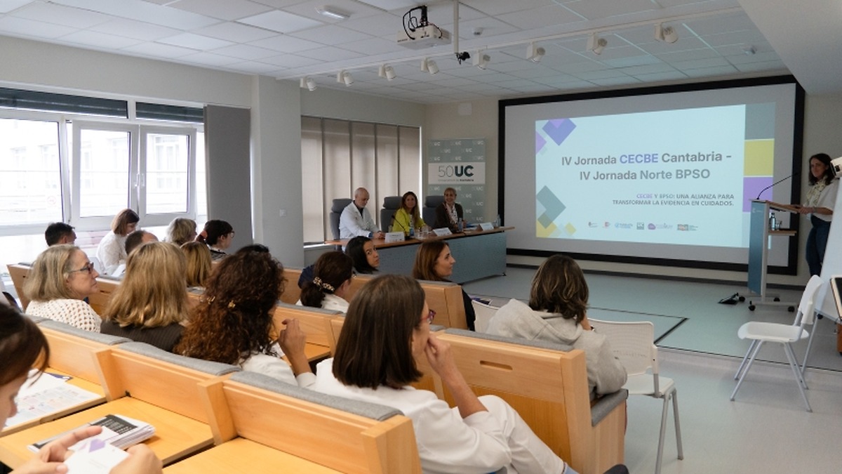 La Facultad de Enfermería de Cantabria reúne a 92 profesionales en jornadas sobre cuidados